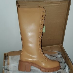 Stylish Tan Lace-Up Boots for Women